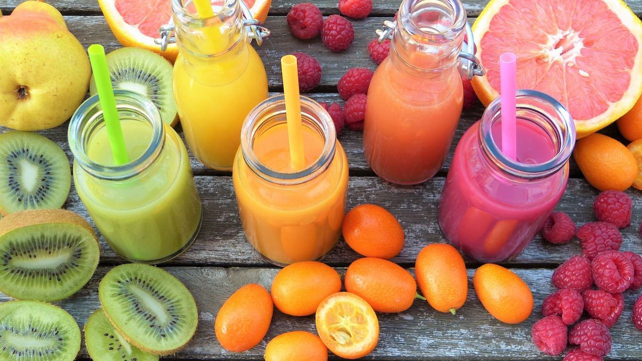 Mix Fruit Juice Benefits You Didn't Know About (Recipes Included)