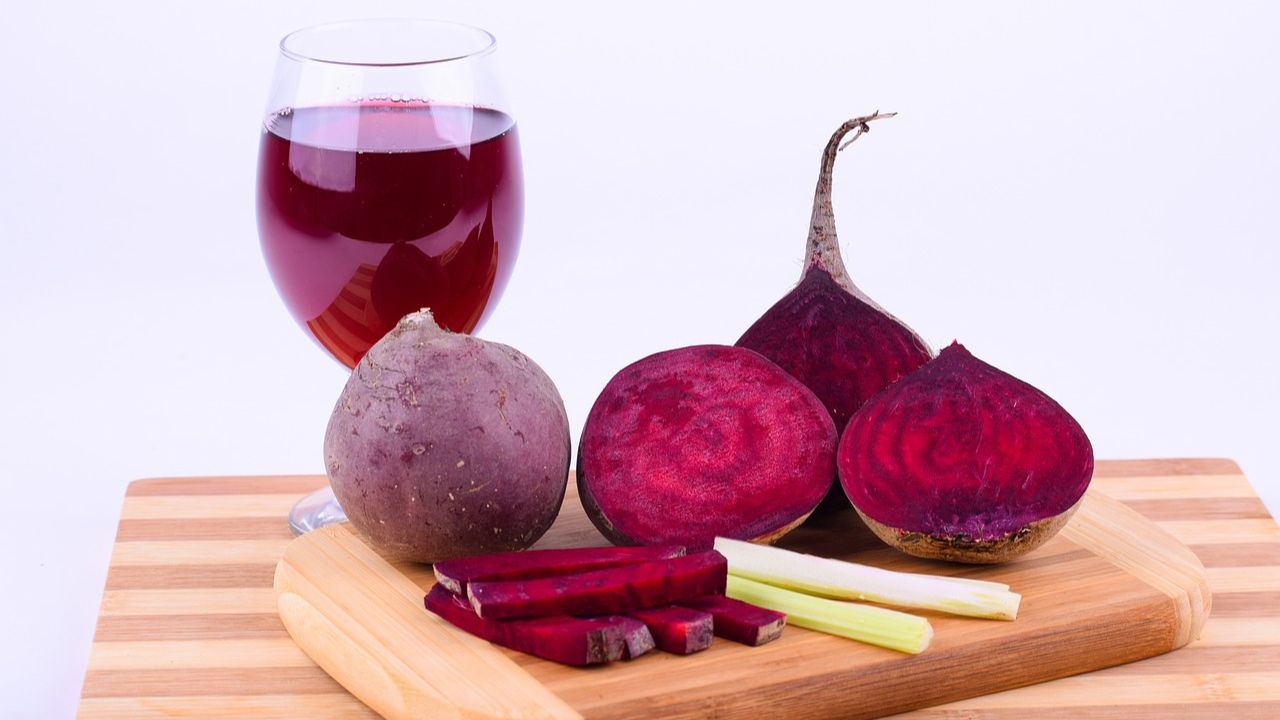 Beetroot Juice Benefits & Recipe Your Guide to This Superfood Drink