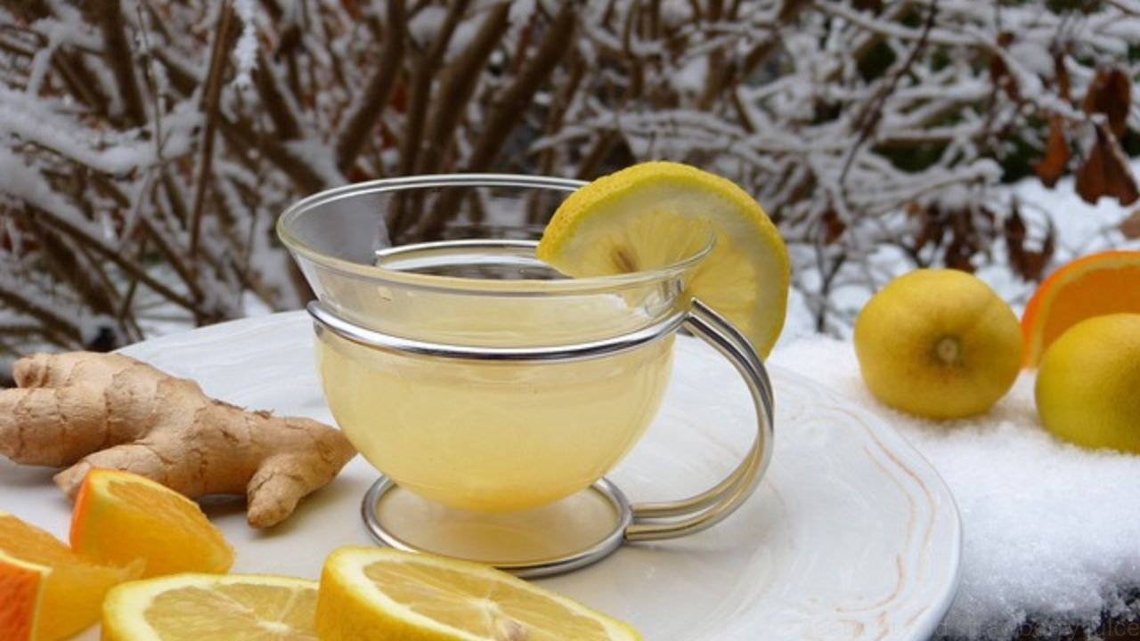 Lemon Juice Benefits, Nutrition, and Delicious Recipes