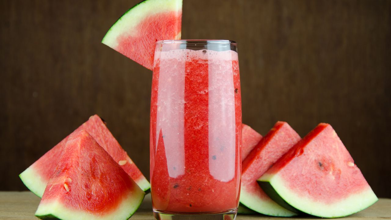 Benefits of Densuke Watermelon Juice with a Refreshing Recipe