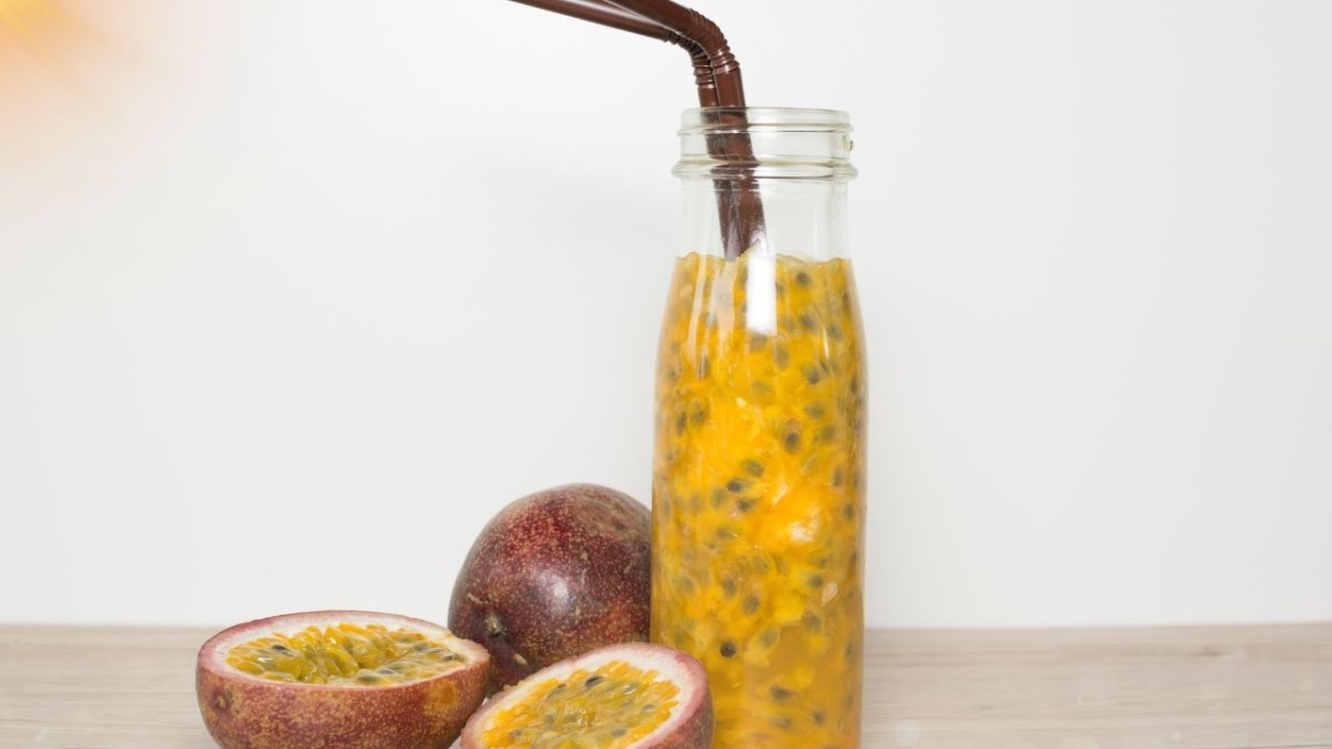 Enjoy the Benefits of Passion Fruit Juice and Easy Recipe